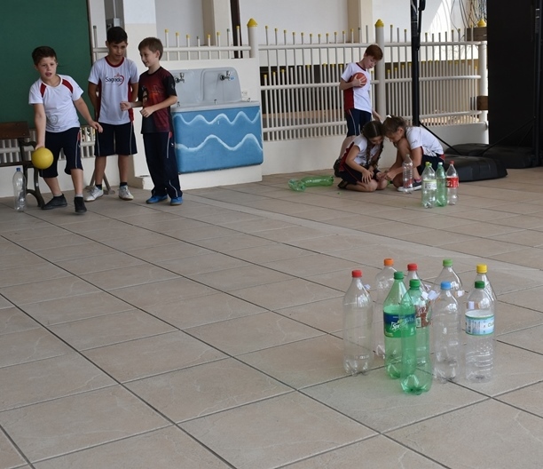 Sagrado Rede De Educação Galeria Boliche Matemático